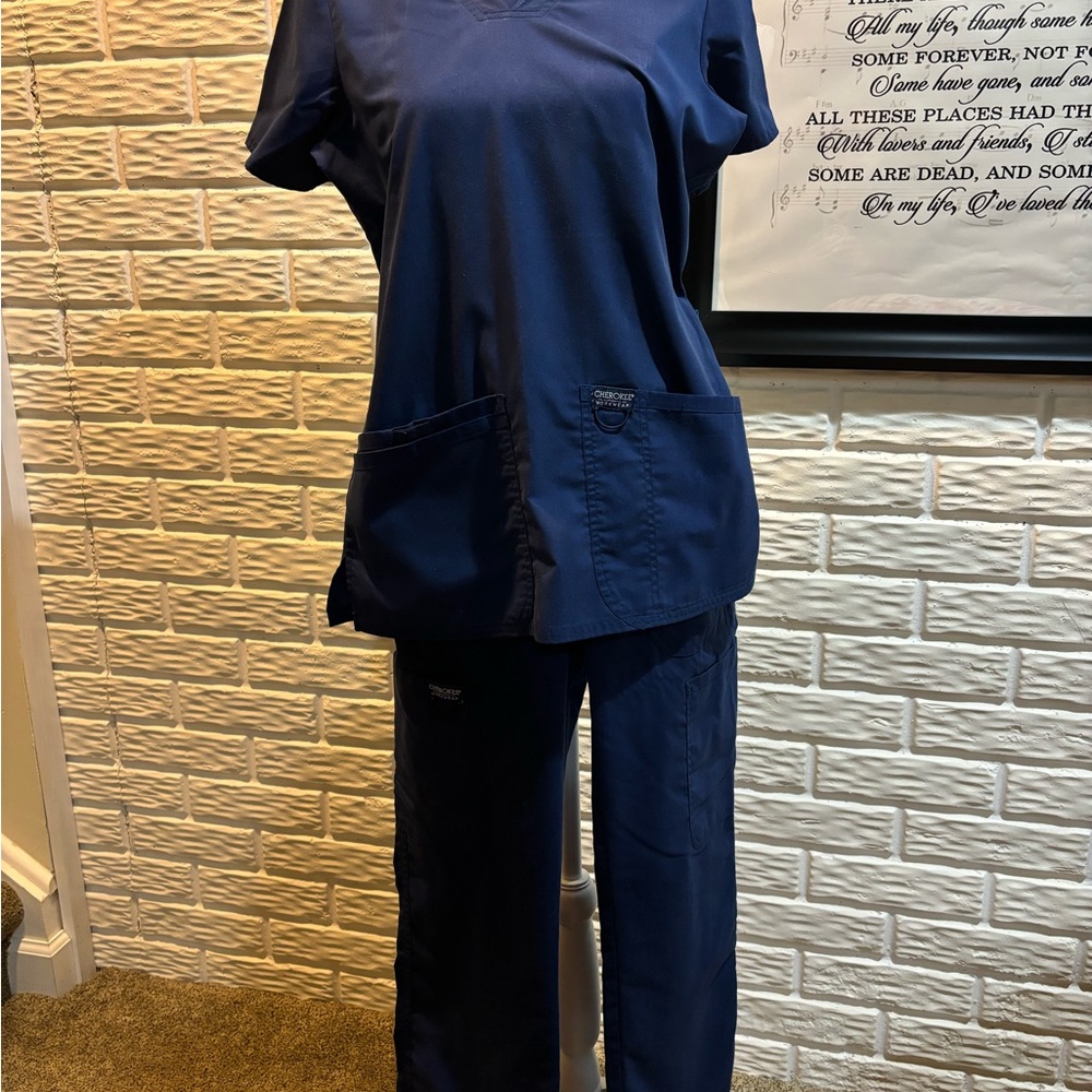 CHEROKEE Authentic WORKWEAR scrubs